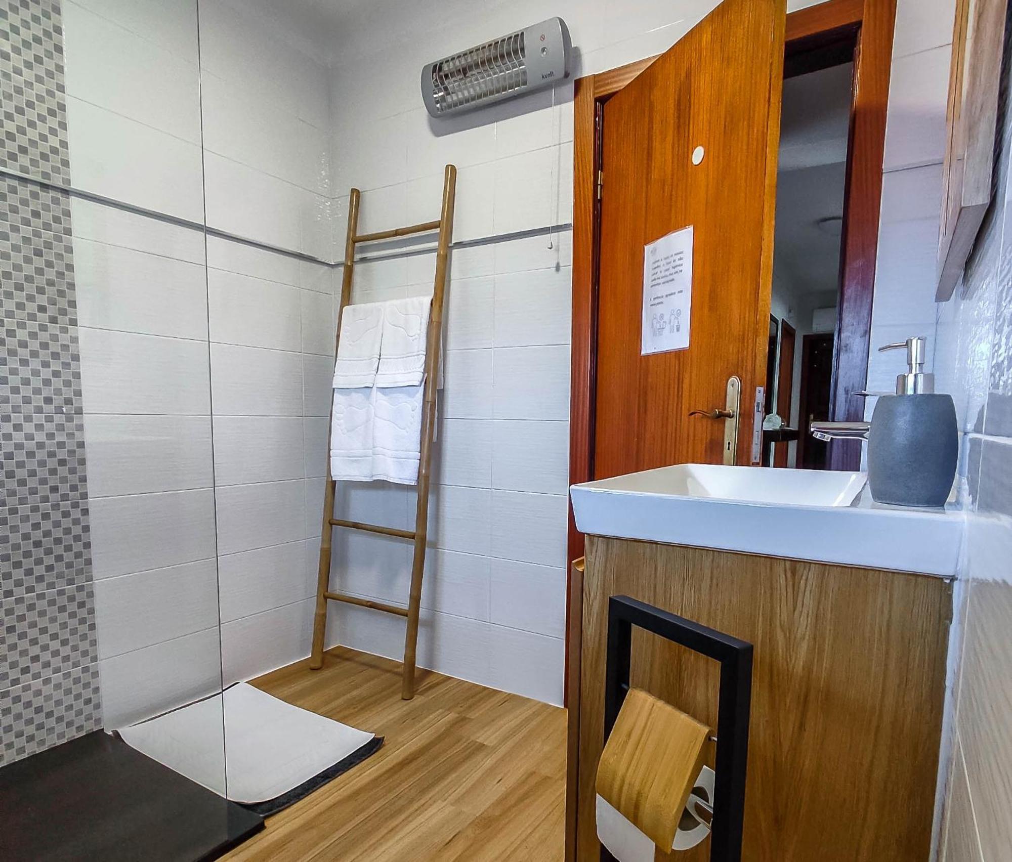Fonte Da Rosa Guest House Apt2 贝尔蒙特 外观 照片